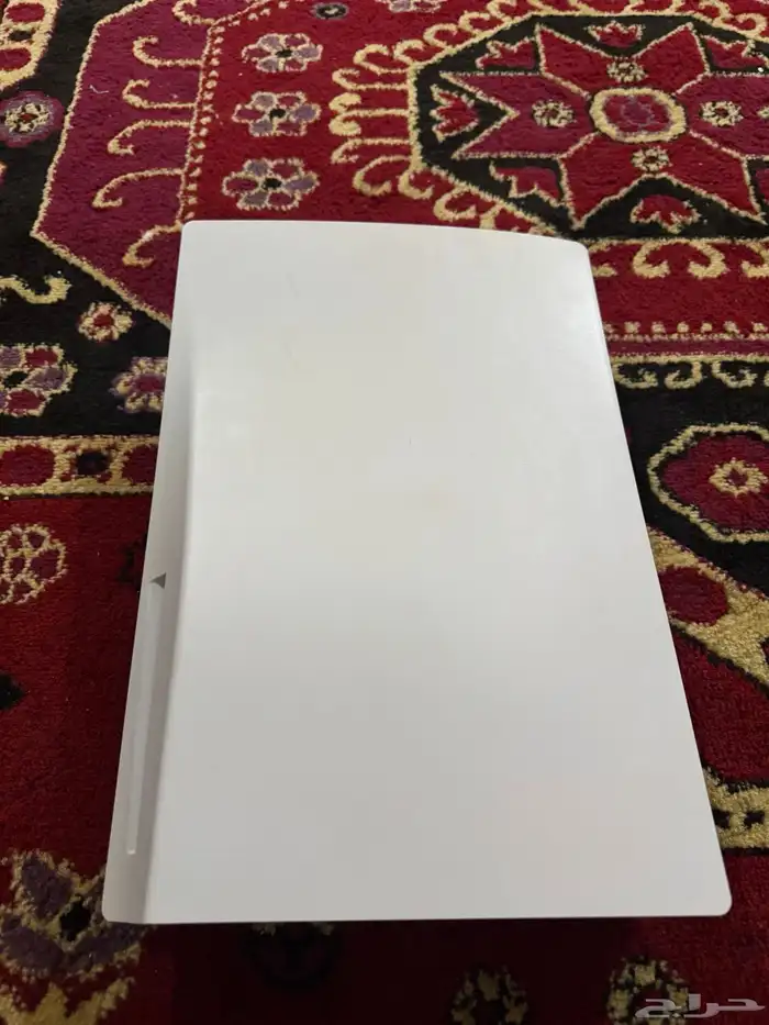 سوني فايف بدون اغراضه ب سي دي نظيف ما انفك سليم 0