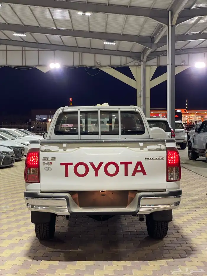 تويوتا هايلوكس GL2 ديزل سعودي 2025 جديد 4