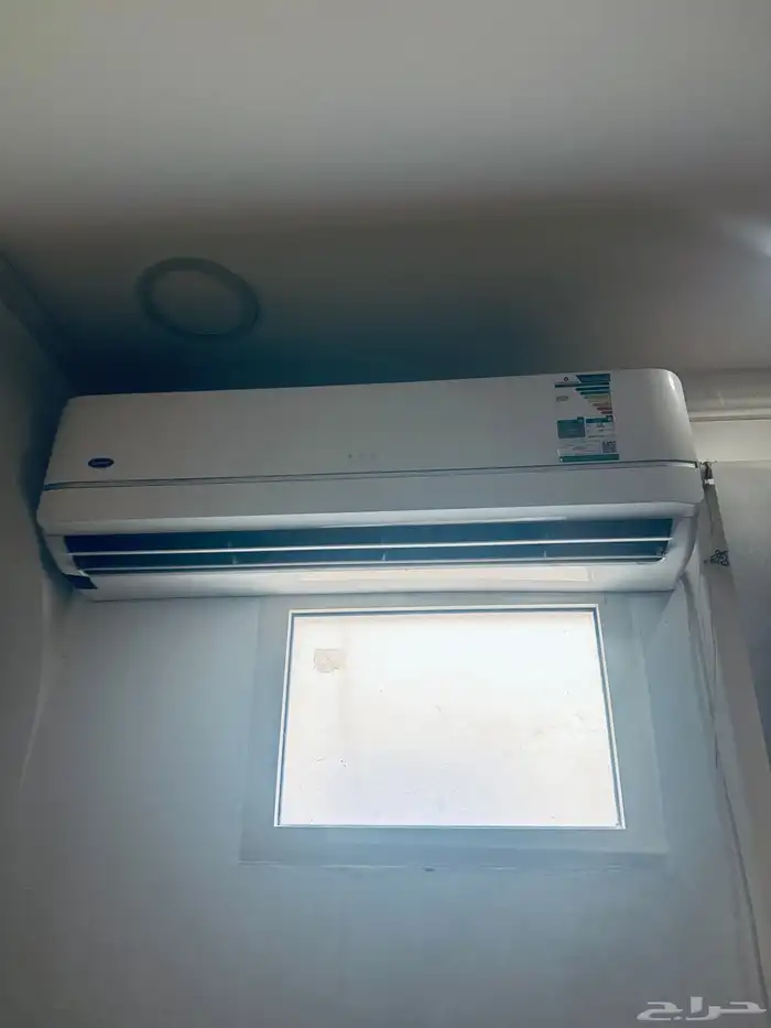 Split air conditioner 0