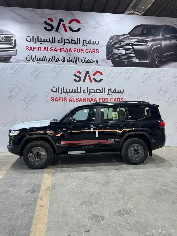 تويوتا لاندكروزر GR بريمي 2025 فل كامل بنزين 1