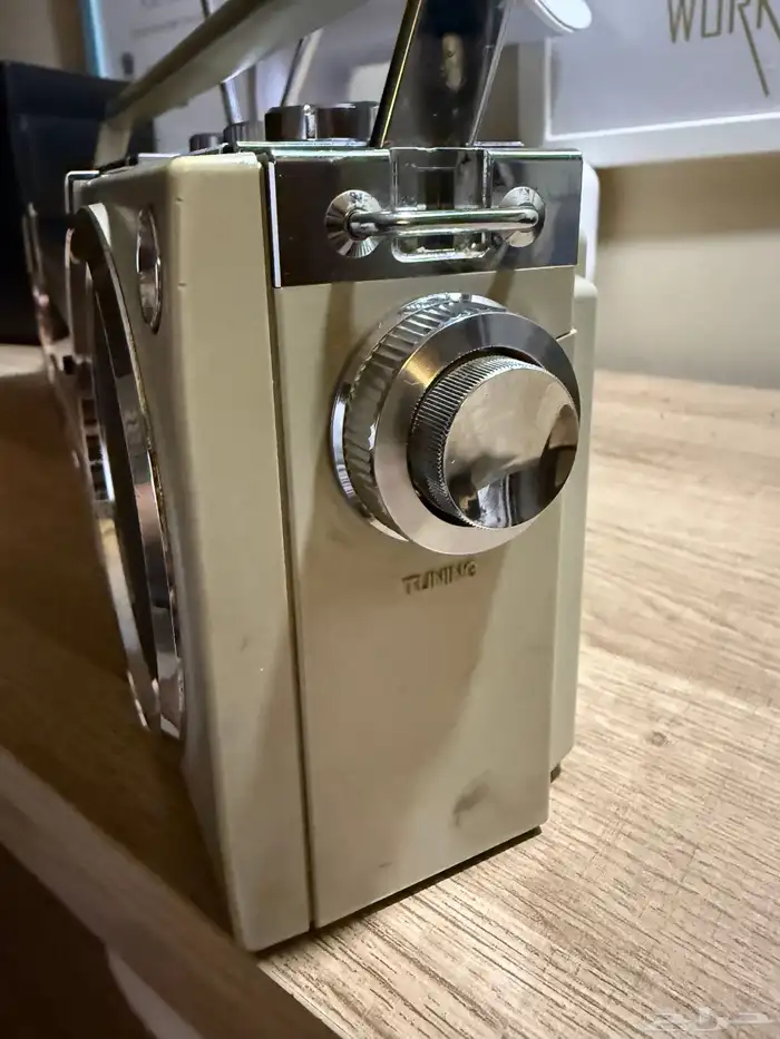 للبيع مسجل راديو   سانيو نادر يحتاج صيانه تراثي ديكور منزلي 5