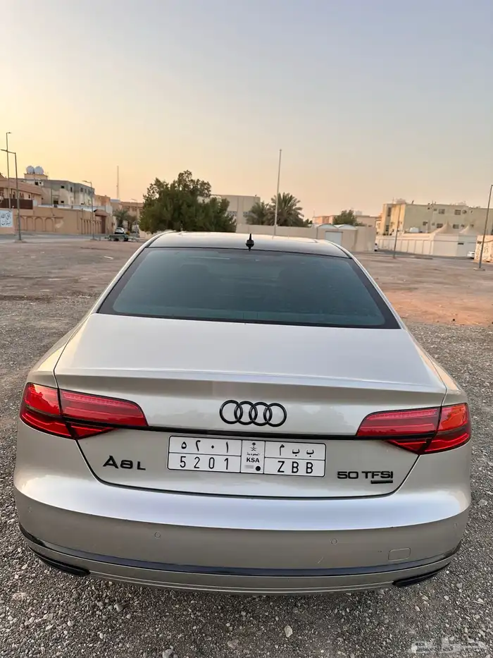 AUDI A8 2015 9
