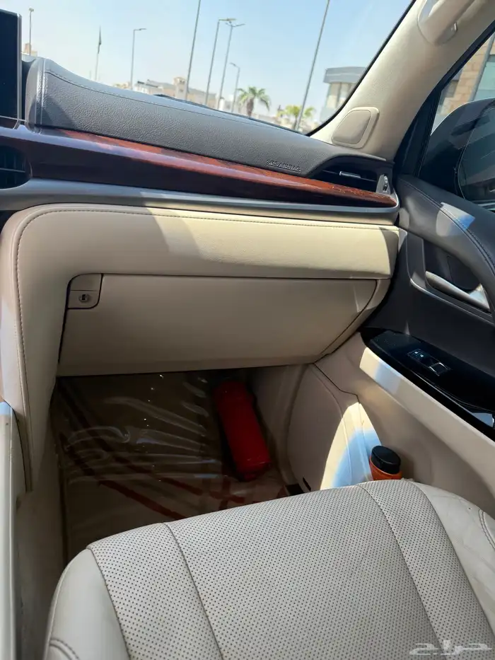 لكزس LX570S جيب 4