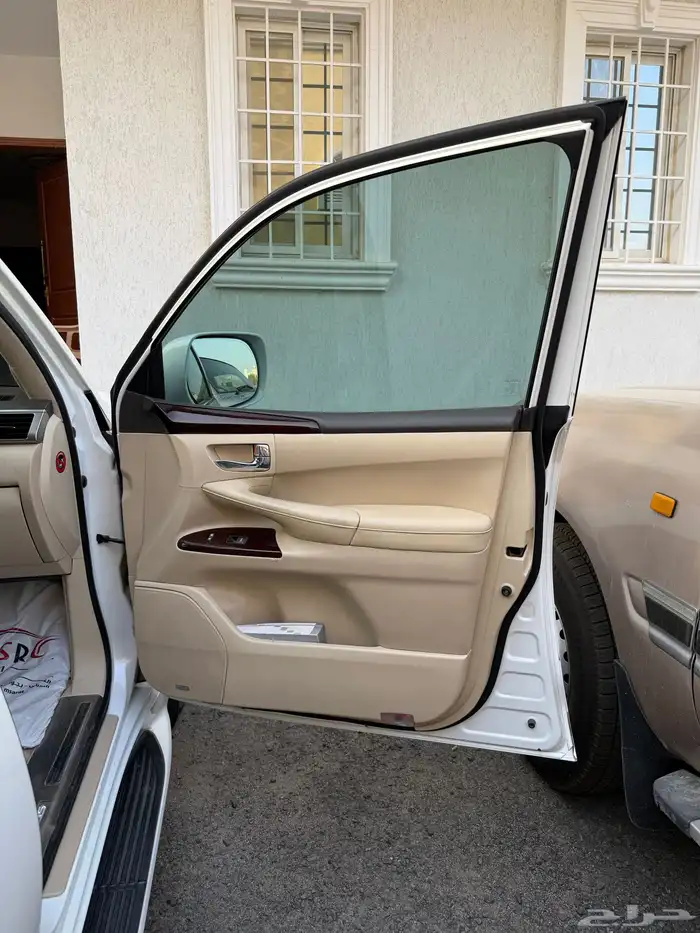 لكزس 2014 LX570 31