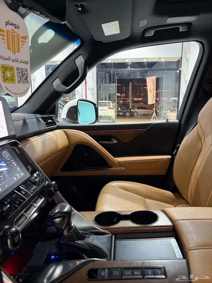 جيب لكزس للايجار 12