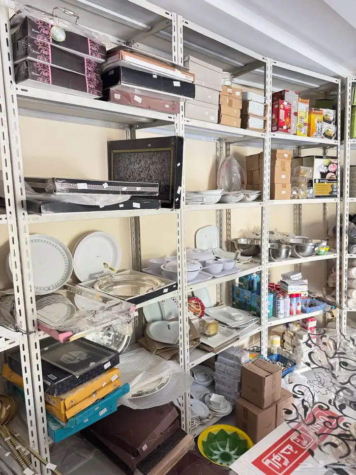للبيع بضاعة محل أواني منزلية 8
