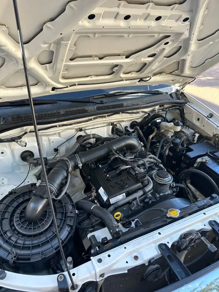 هايلوكس 2014 غمارتين فل كامل للبيع 15