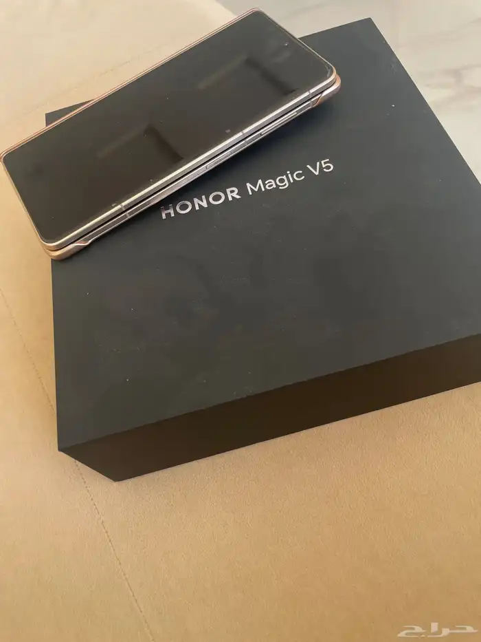 HONOR Magic v5 0