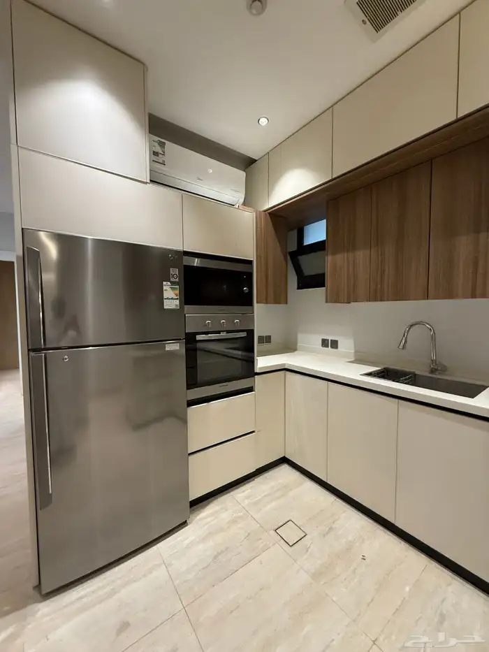 شقة للبيع بحي الصحافة (منازل الماجد 05) 3