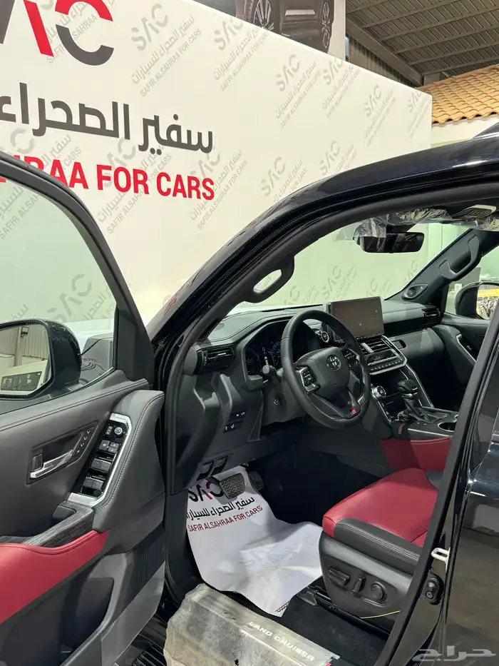 تويوتا لاندكروزر GR بريمي 2025 فل كامل بنزين 3