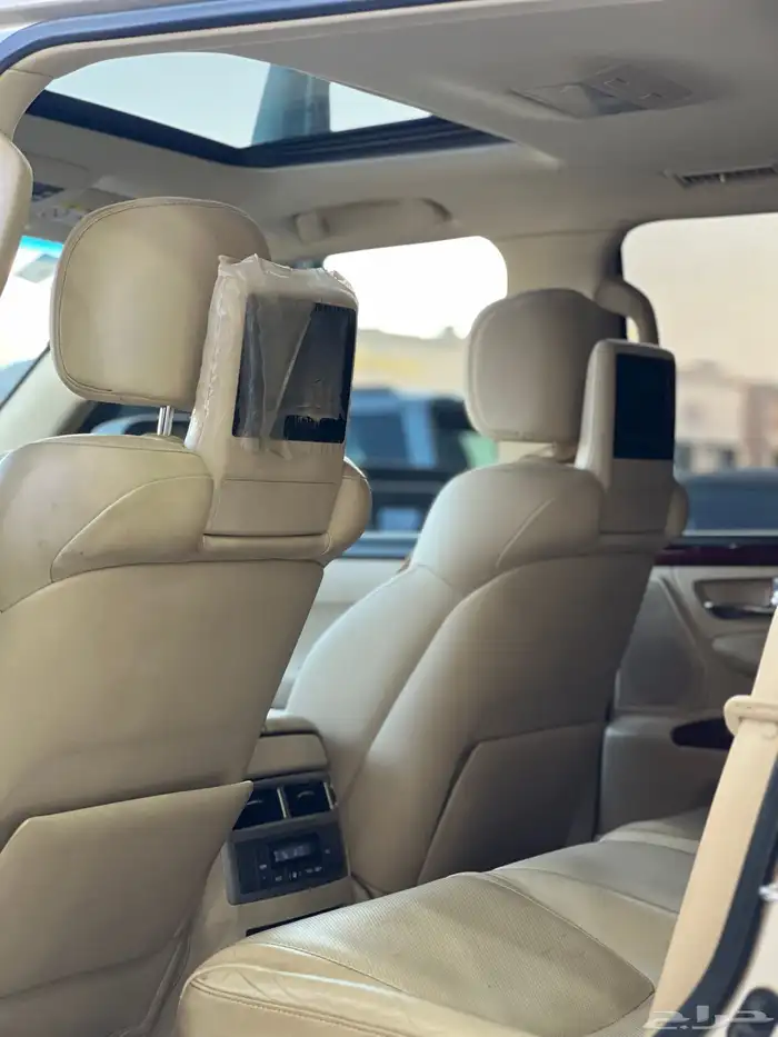 لكزس - 2014 - LX570 - فل كامل 15