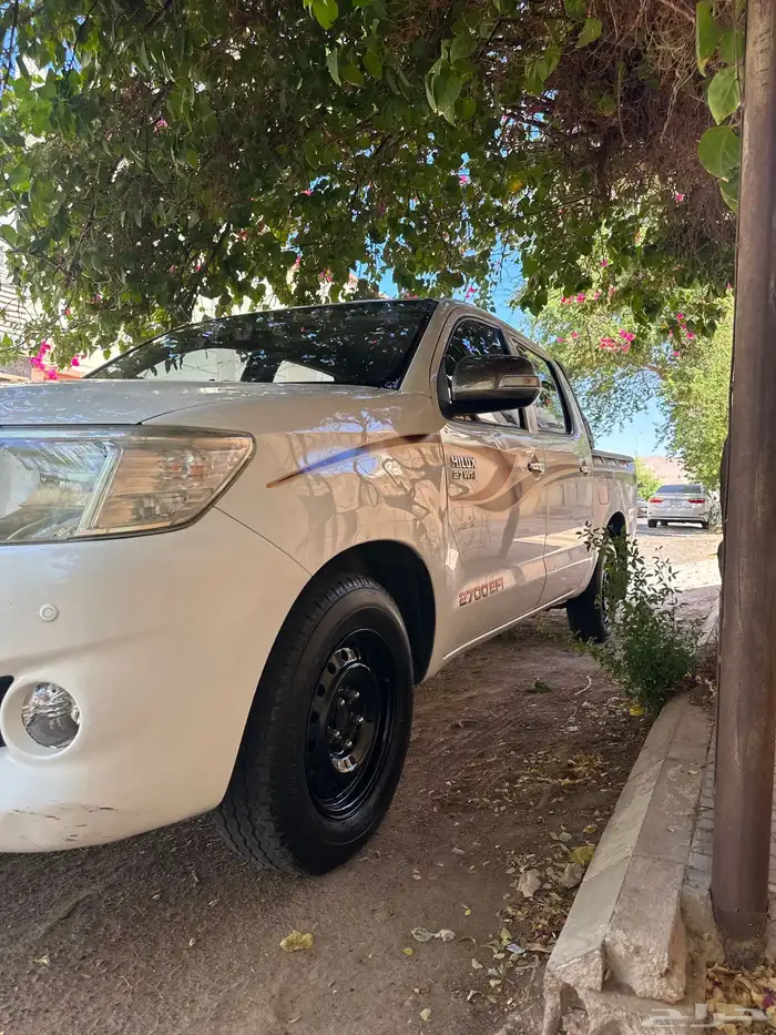 هايلوكس 2014 غمارتين فل كامل للبيع 4