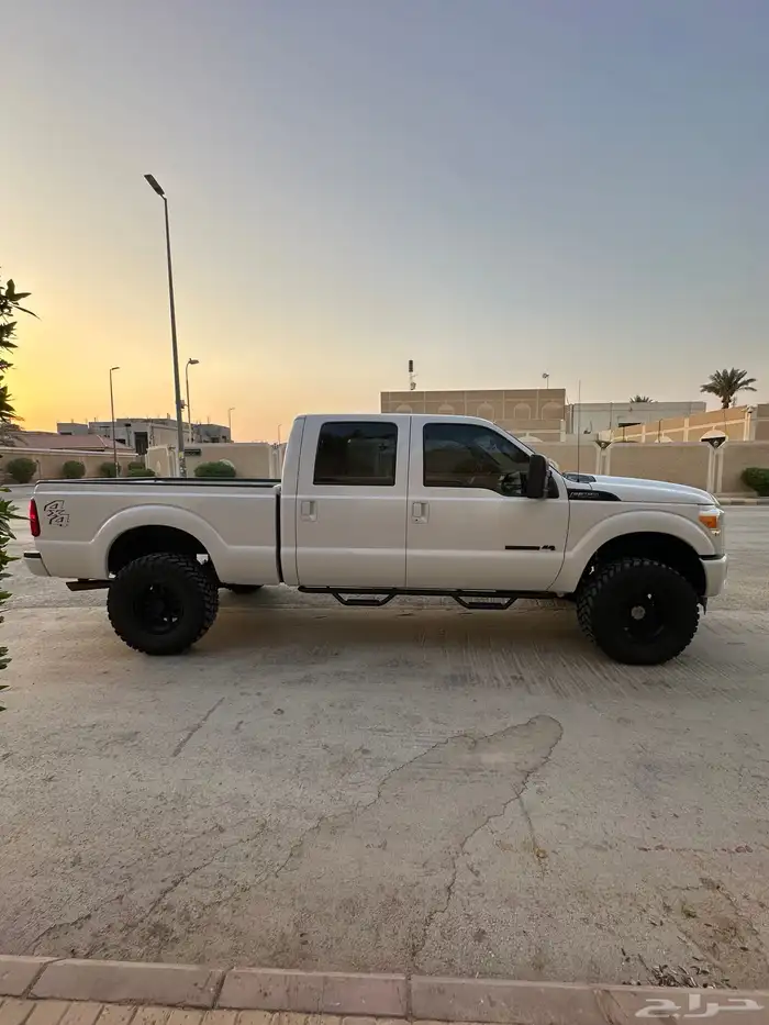 فورد F350 SuperDuty دبل مجهز عداد 76 31
