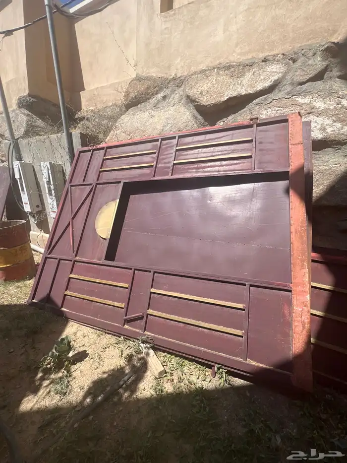 بوابات نضيفه جديده من الحديد الاول القوي ممتازه جدا 3