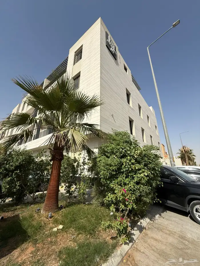 شقة للبيع بحي الصحافة (منازل الماجد 05) 0