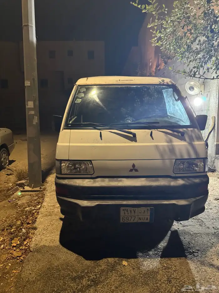 باص مستوبيشي 0