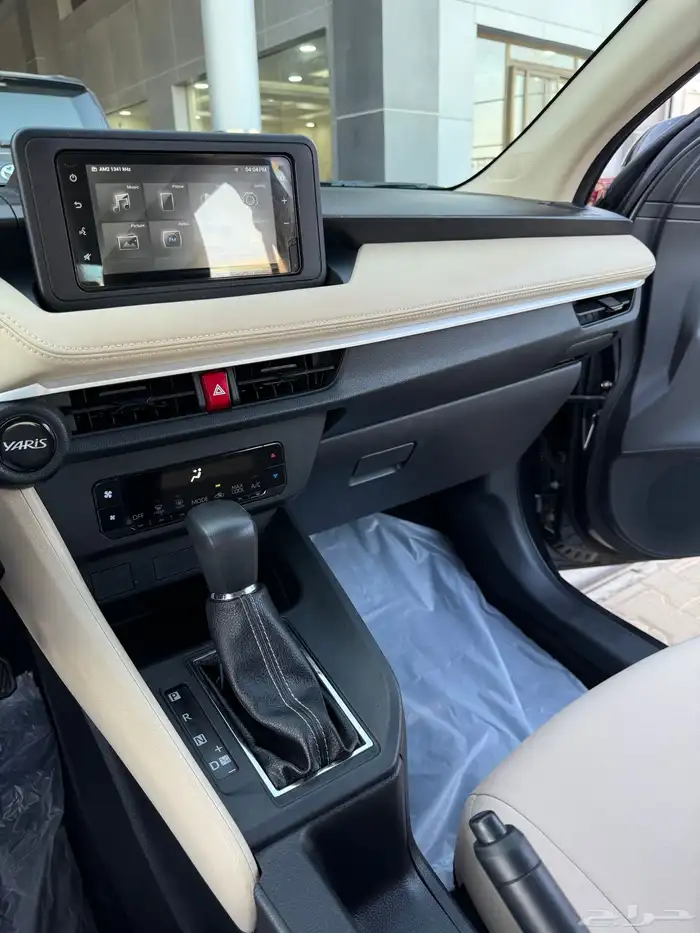 تويوتا يارس 2023 11