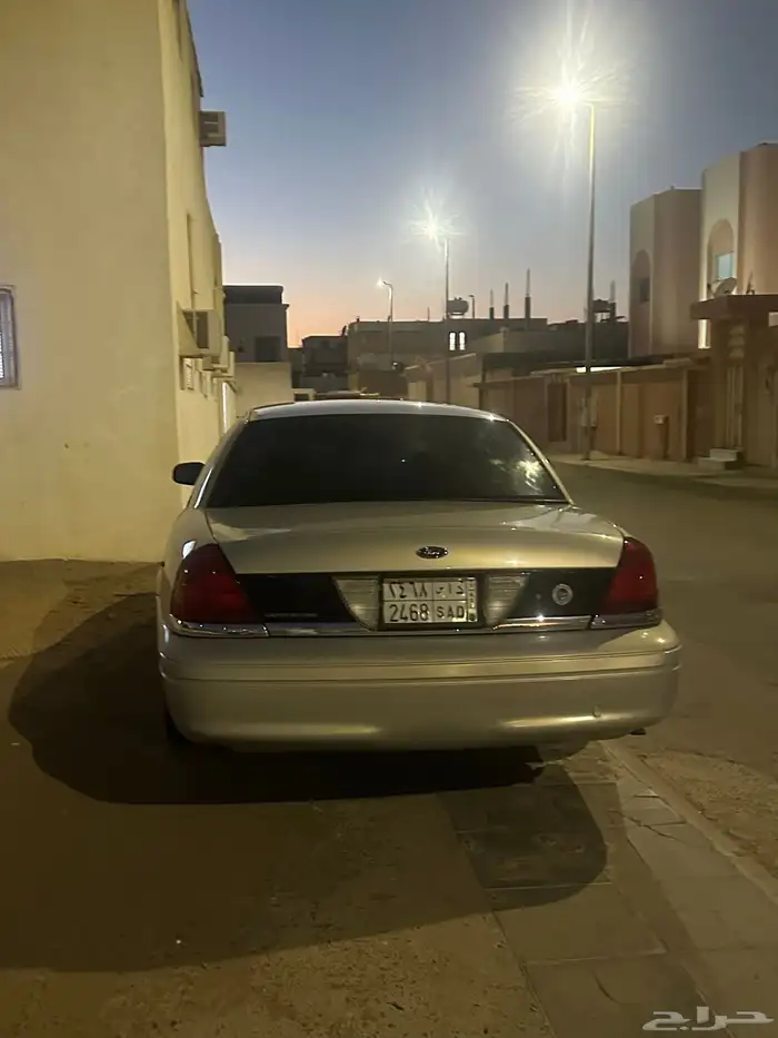 فورد فكتوريا 2010 سمني هلوز 2