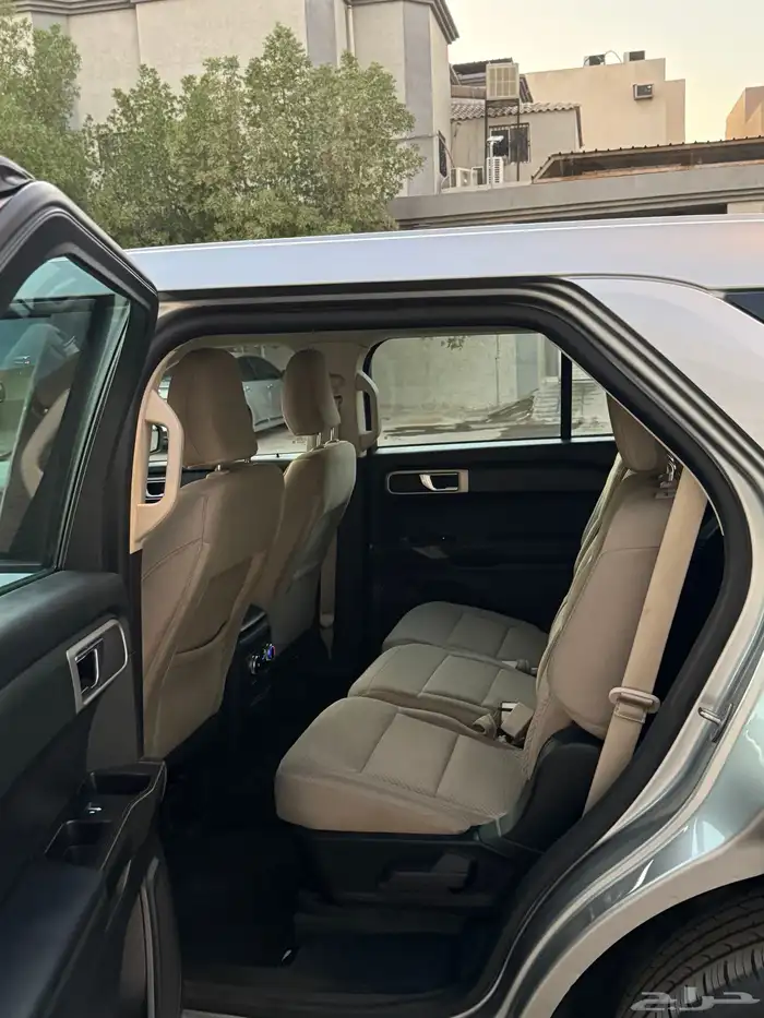 فورد اكسبلور 2022 8