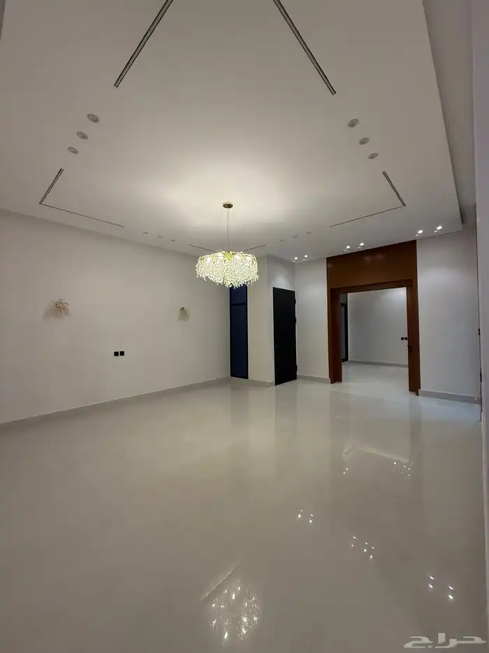 ادوار للبيع في المزاحمية حي طويق 1