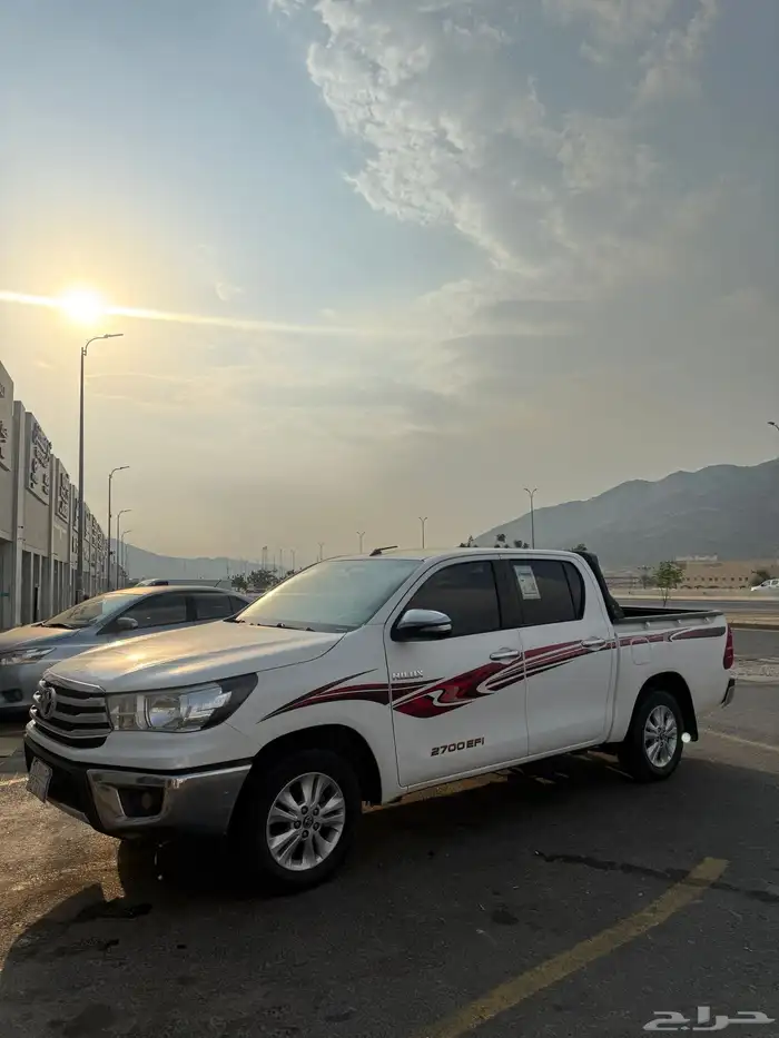 هايلوكس 2016 اول مالك من الوكاله ع يدي من الوكاله 2