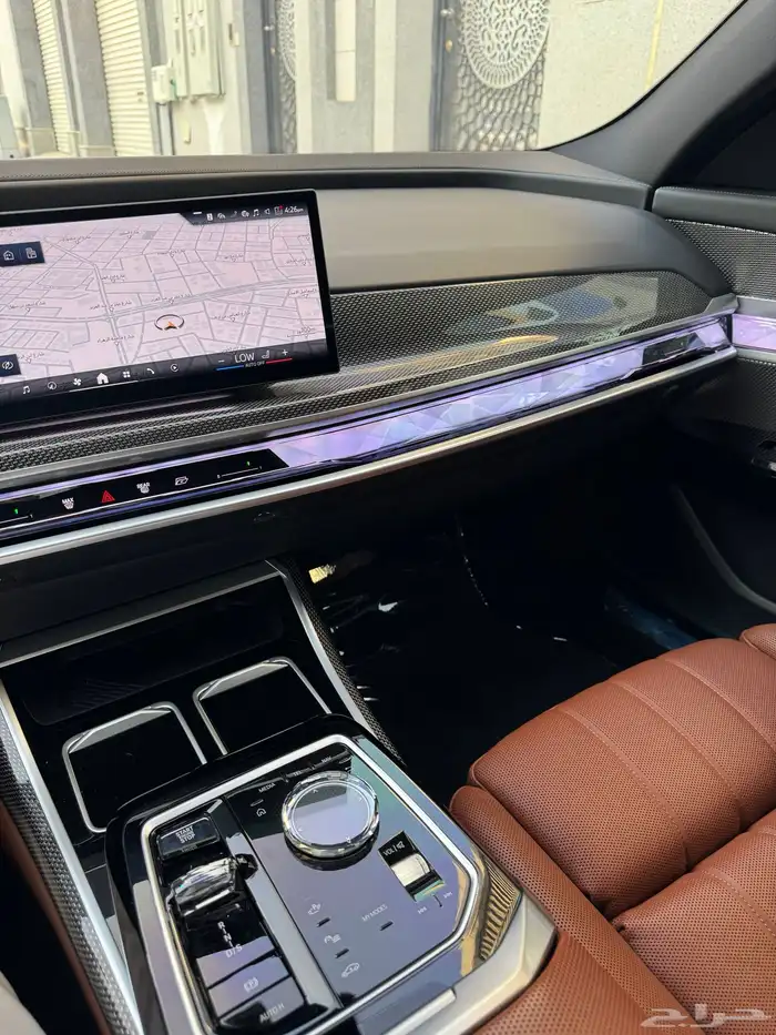 بي ام دبليو الفئة السابعة 735i - 2023 20