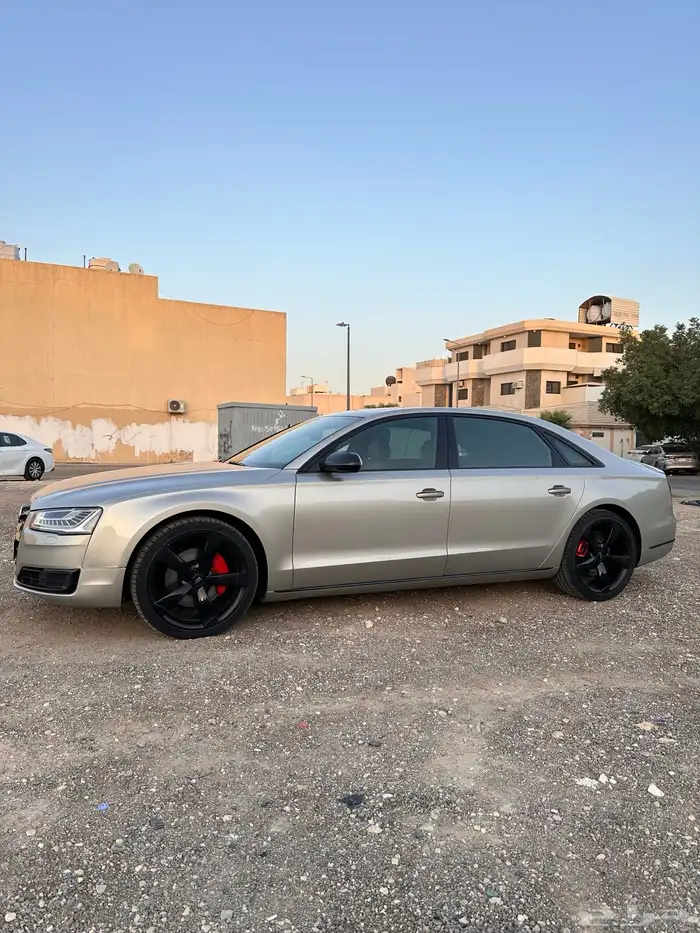 AUDI A8 2015 3