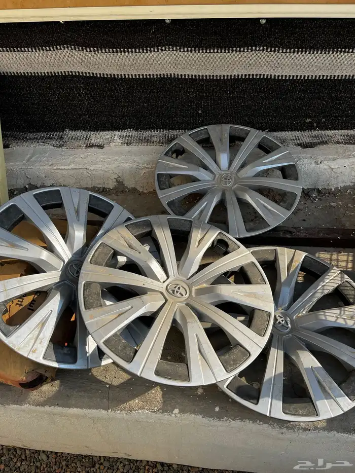 طيس كامري من2018 الين2024 0