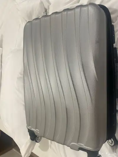 شنطة السفر 0