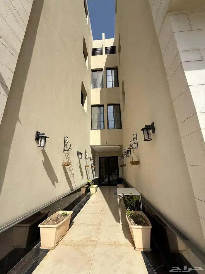 شقة للبيع بحي الصحافة (منازل الماجد 05) 2