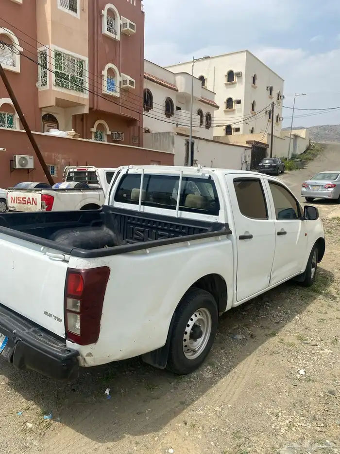 ايسوزو ديماكس2015 4