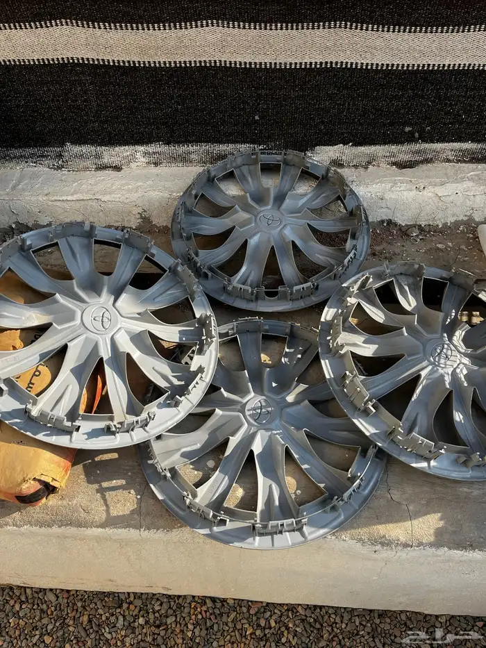 طيس كامري من2018 الين2024 1