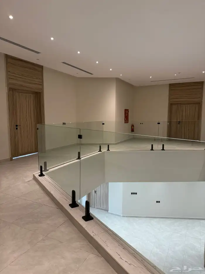 للايجار مكاتب مودرن اداريه 5
