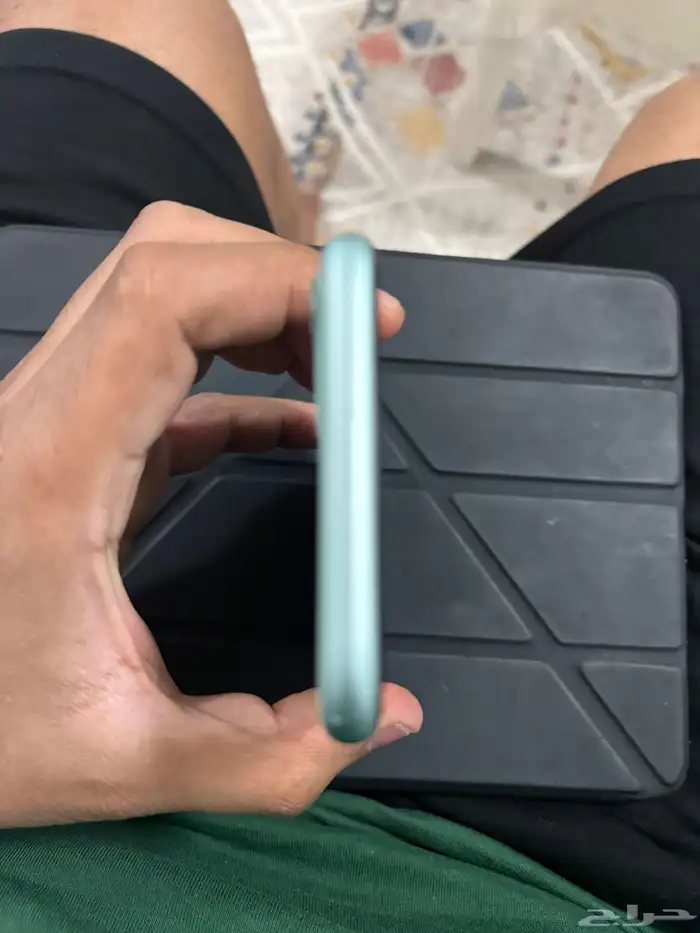 ايفون 11-ذاكرة 128 3