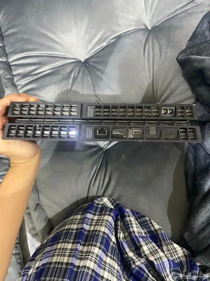 سوني فور ون تيرا نظيف 1