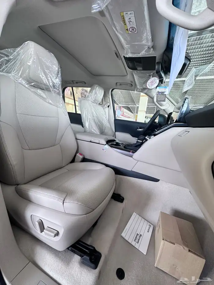 تويوتا لاند كروزرGXRLS اسود سعودي 2025رقم5 5