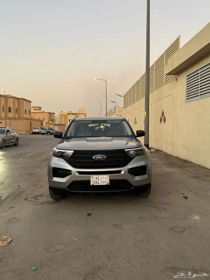 فورد اكسبلور 2022 0