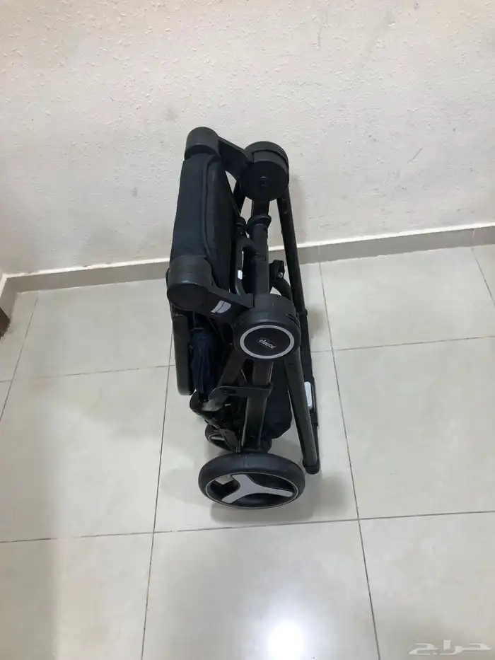 للبيع عربيه اطفال شيكو شبه جديده اتجاهين 7