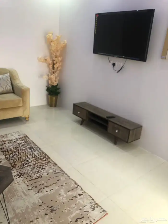 للاستثمار موقع تجاري علي طريق الخواجات 31