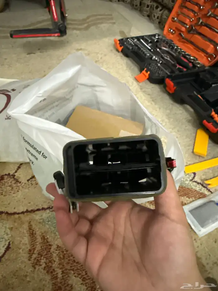 ريش مكيف جهة السائق 1