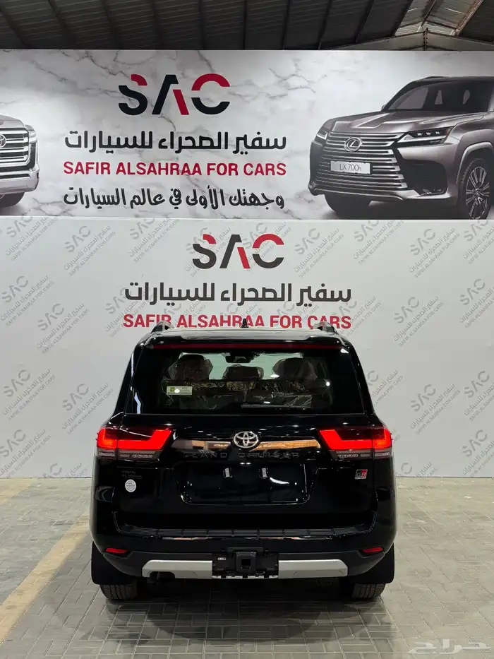 تويوتا لاندكروزر GR بريمي 2025 فل كامل بنزين 9
