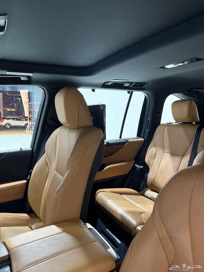 جيب لكزس للايجار 13