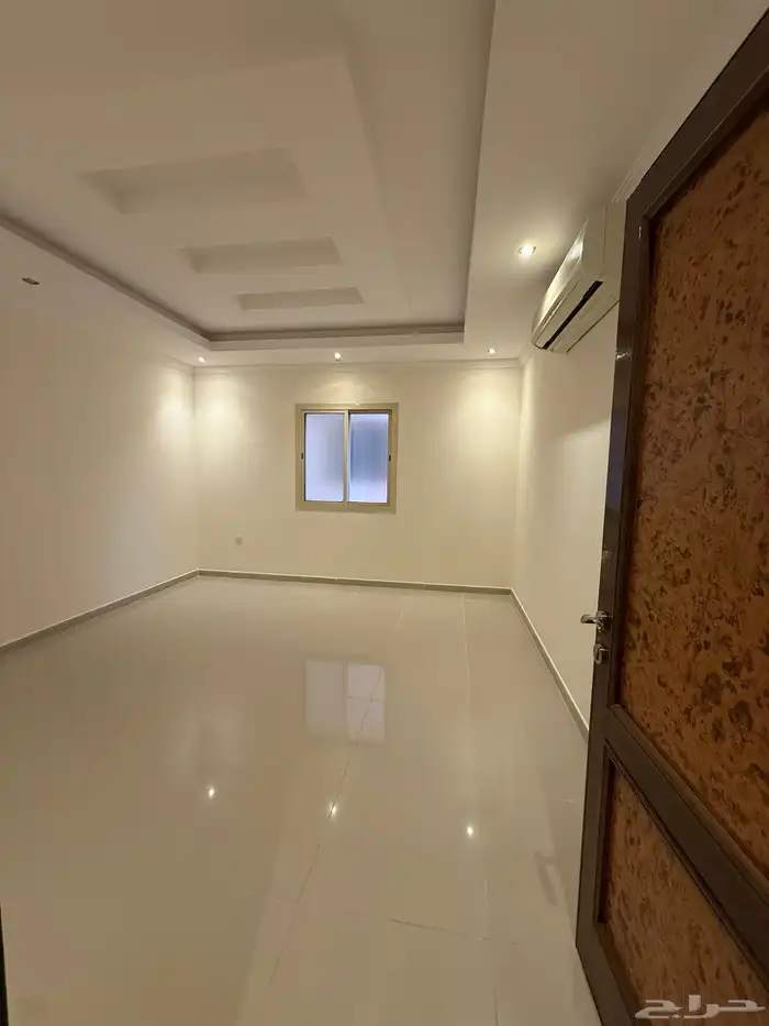شقة عائلية واسعة للإيجار الزهراء 4