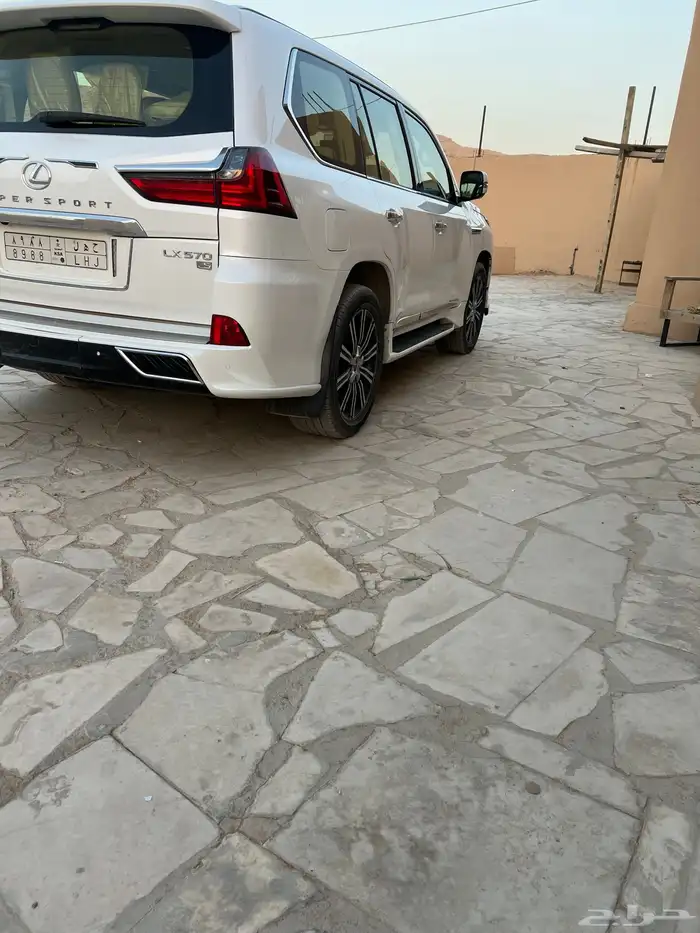 جيب لكزس 2016 11
