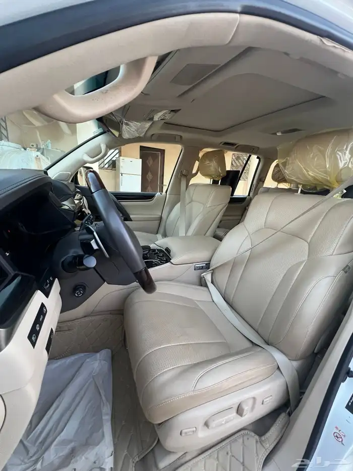 جيب لكزس 2016 3