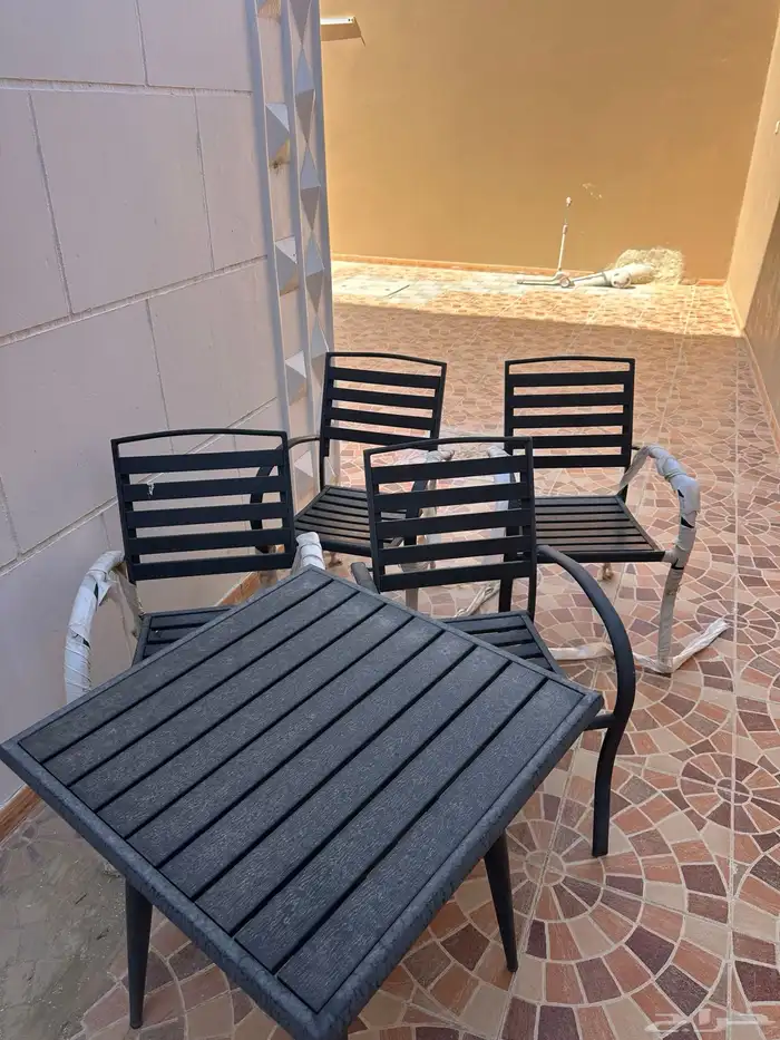 طاولة جلسة خارجيه جديده 0