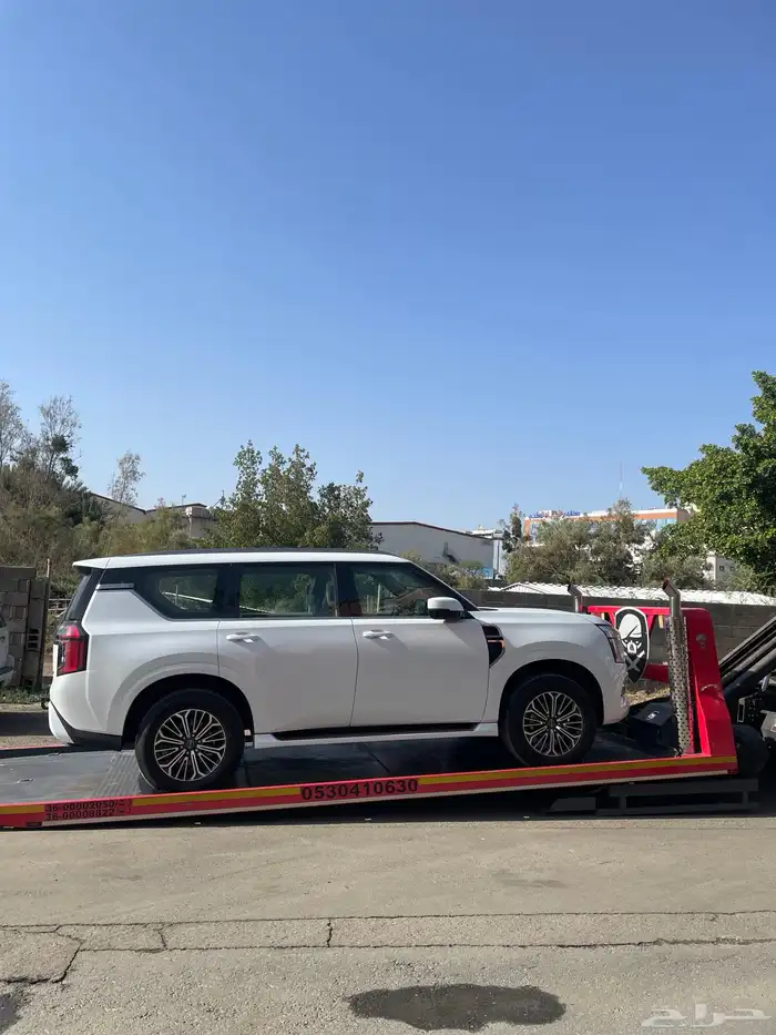 سطحه هيدروليك لنقل السيارات 1