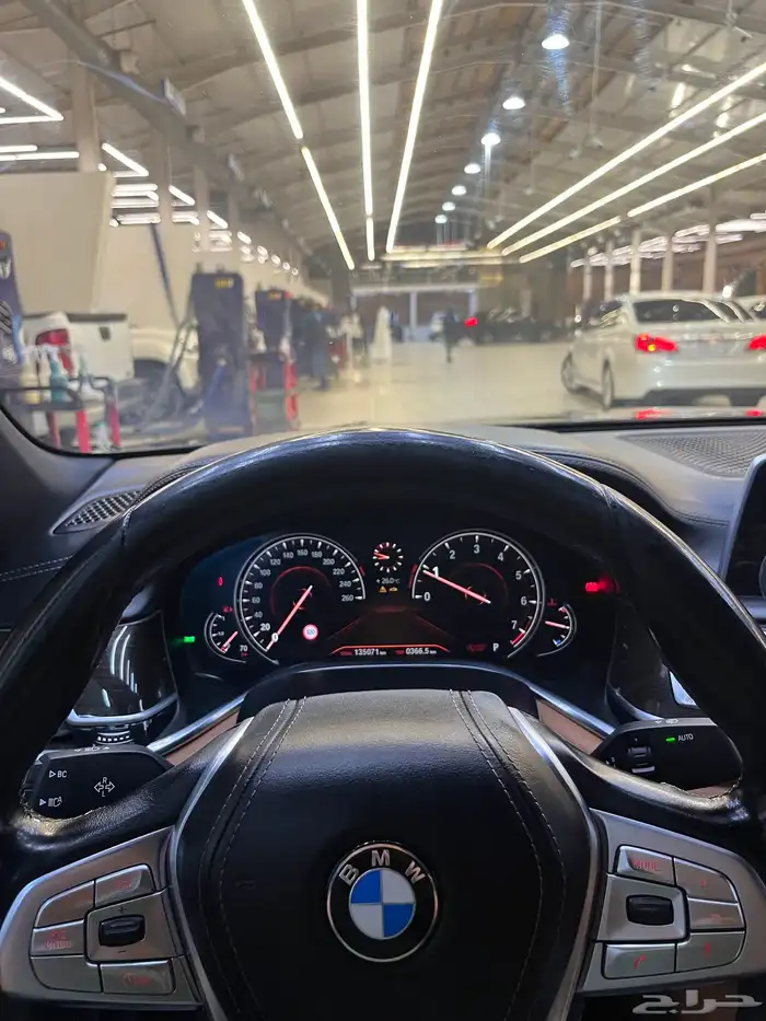 بي ام دبليو 730Li موديل 2019 خليجي BMW 9