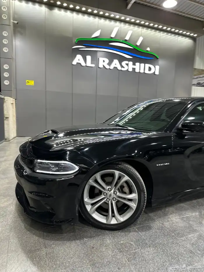 دوج تشارجر 2021 ار تي V8 5.7 هيمي لدى معرض(الرشيدي) 2