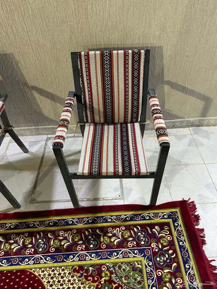 للبيع كراسي 3